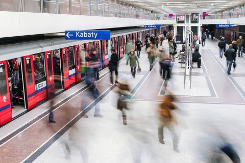 Metro 1662163 1920